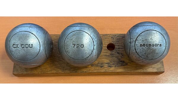 OBUT BOULE NOIRE CX Cou Striée - 74mm - 720g - 1 - gravée nounours