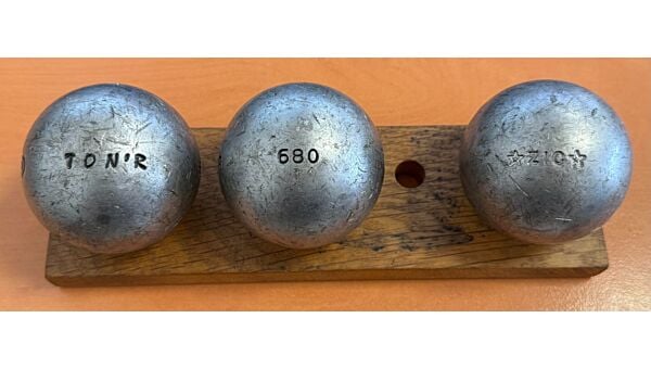 OBUT TON&#039;R Lisse - 75mm - 680g - gravée ⭐ZIC⭐