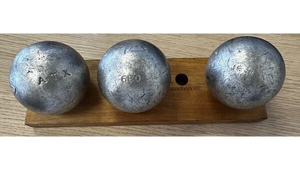 Jeu De 3 Boules De Pétanque Obut ATX – 72 Mm, 680 G, Lisse, Acier Inoxydable, Dureté 1/2 Tendre, Finition Satinée Dorée
